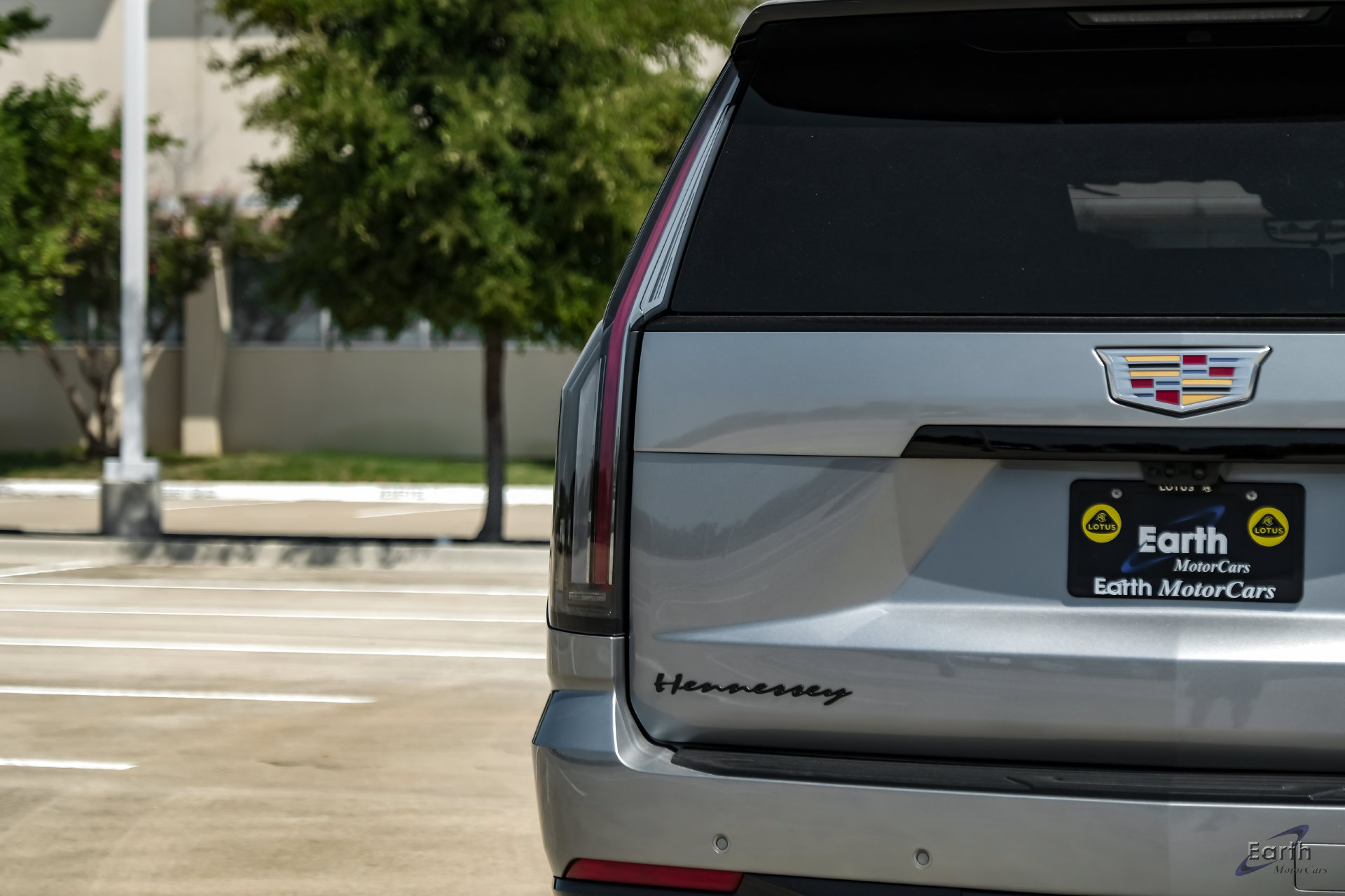 Used 2025 Cadillac Escalade V w/ LPO, Floor Liner Package AWD/4WD image 13