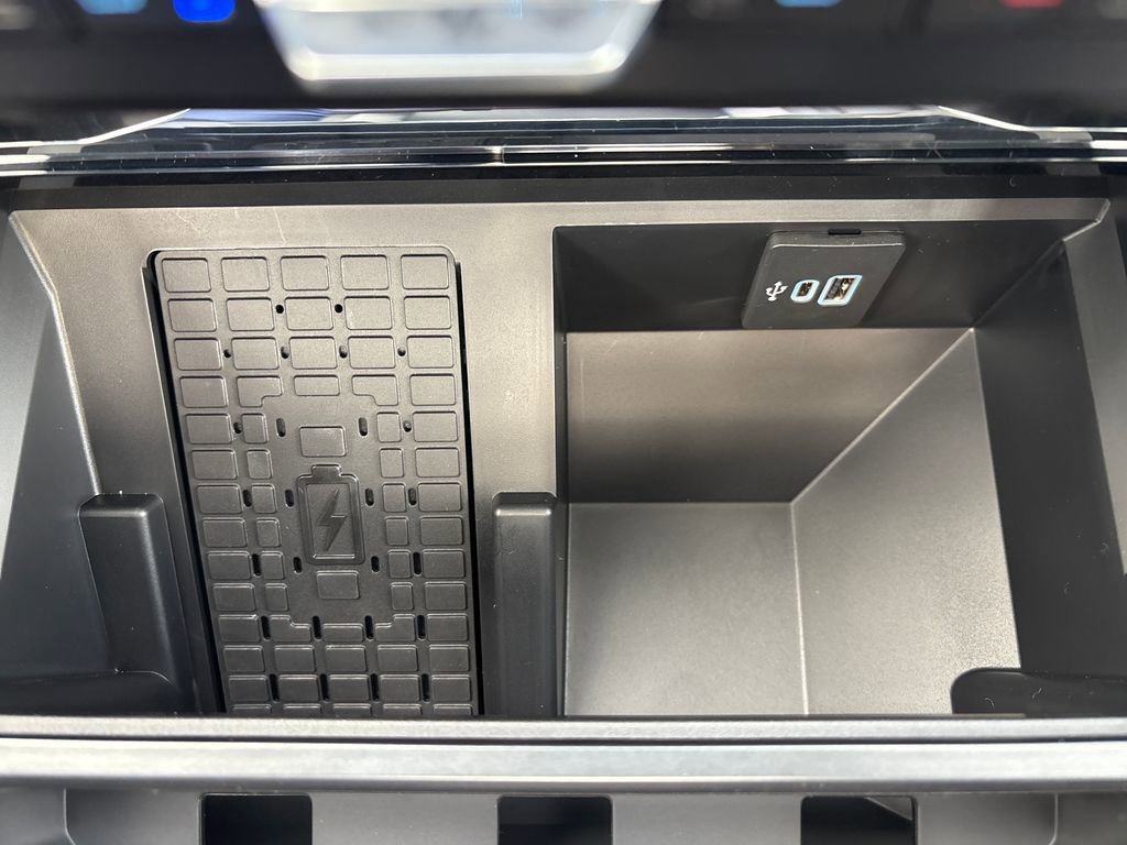 New 2026 Ford F250 Lariat image 24