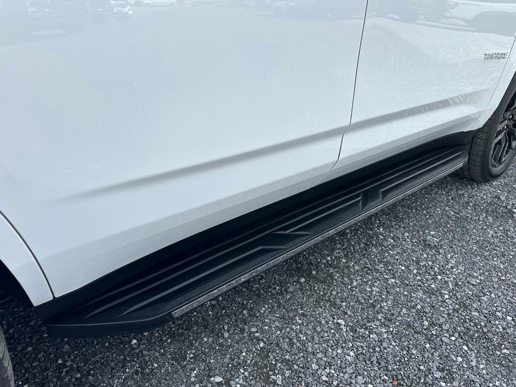 Used 2022 Chevrolet Tahoe LT w/ Luxury Package image 24