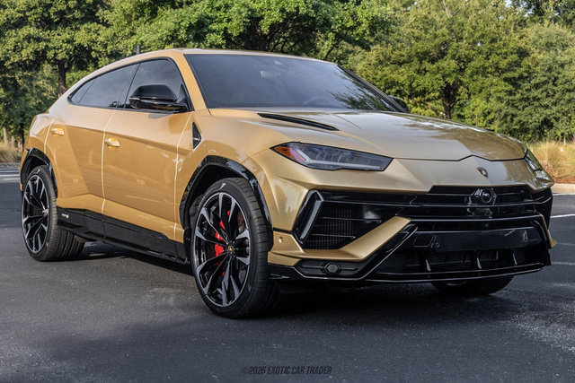 Used 2024 Lamborghini Urus S AWD/4WD image 12