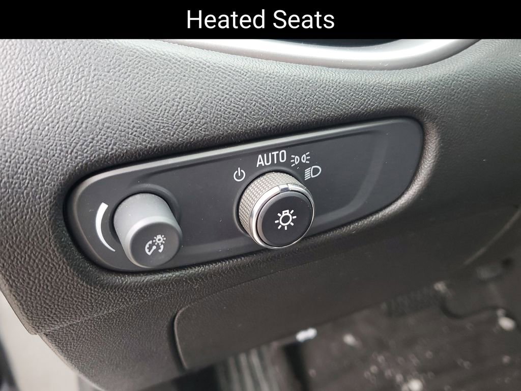 Used 2024 Chevrolet Malibu LT w/ Sport Edition image 8