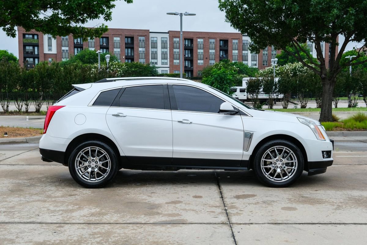 Used 2014 Cadillac SRX Premium w/ Driver Assist Package FWD image 15