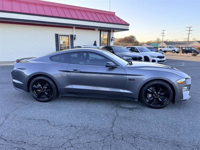 Used 2022 Ford Mustang GT Premium w/ Black Accent Package image 4