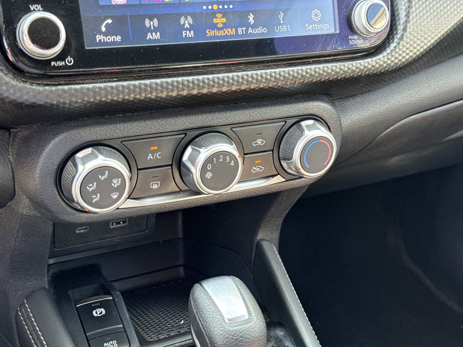 Used 2023 Nissan Kicks SV image 22