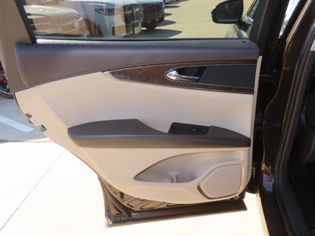 Used 2019 Lincoln Nautilus Select FWD image 18