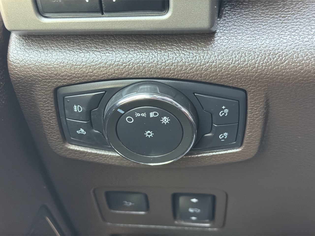 Used 2022 Ford F450 King Ranch w/ King Ranch Ultimate Package AWD/4WD image 28