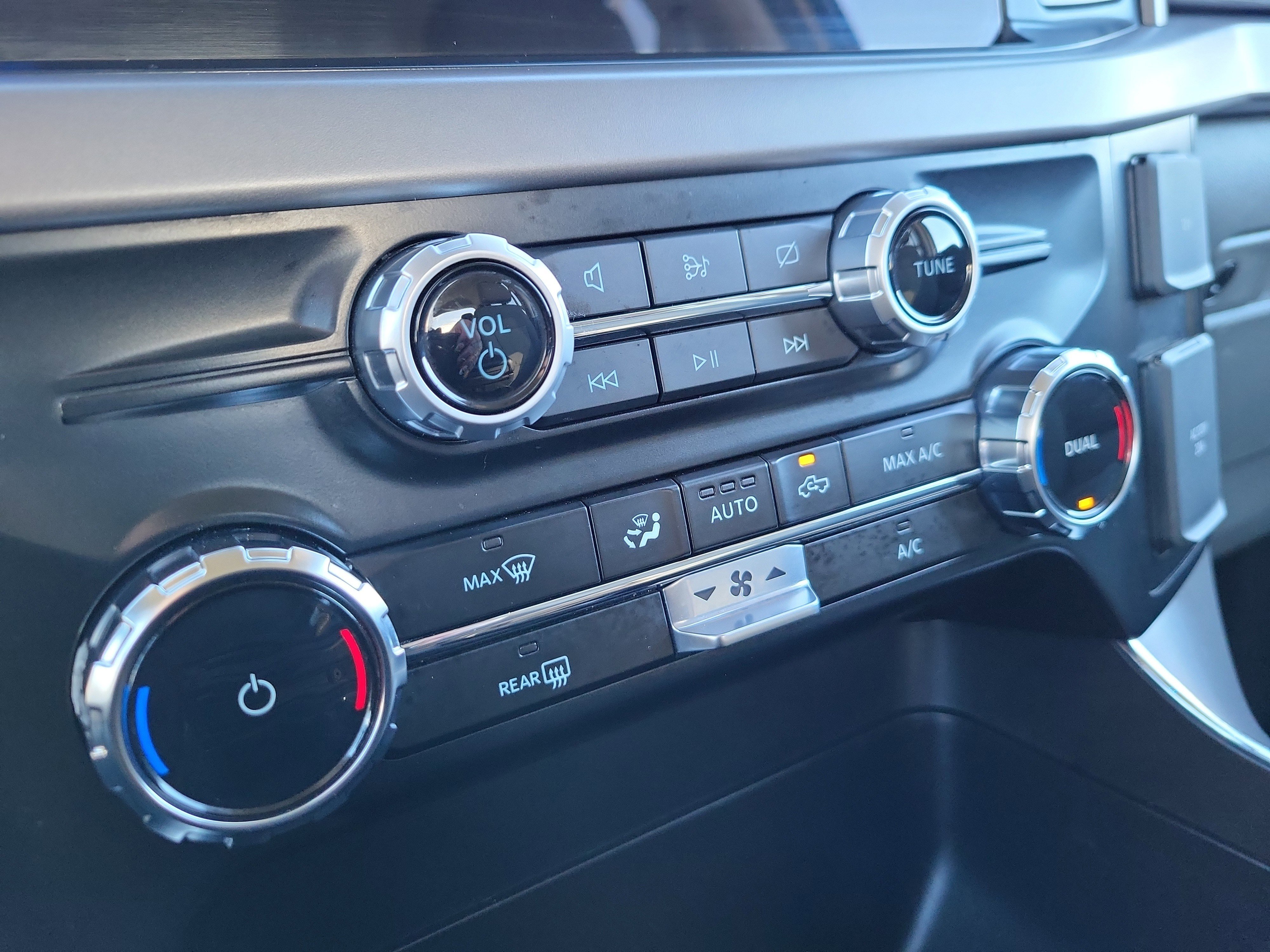 Used 2024 Ford F150 XLT w/ Mobile Office Package image 23