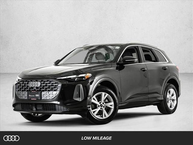 Certified 2025 Audi Q5 Premium w/ Convenience Package AWD/4WD image 1