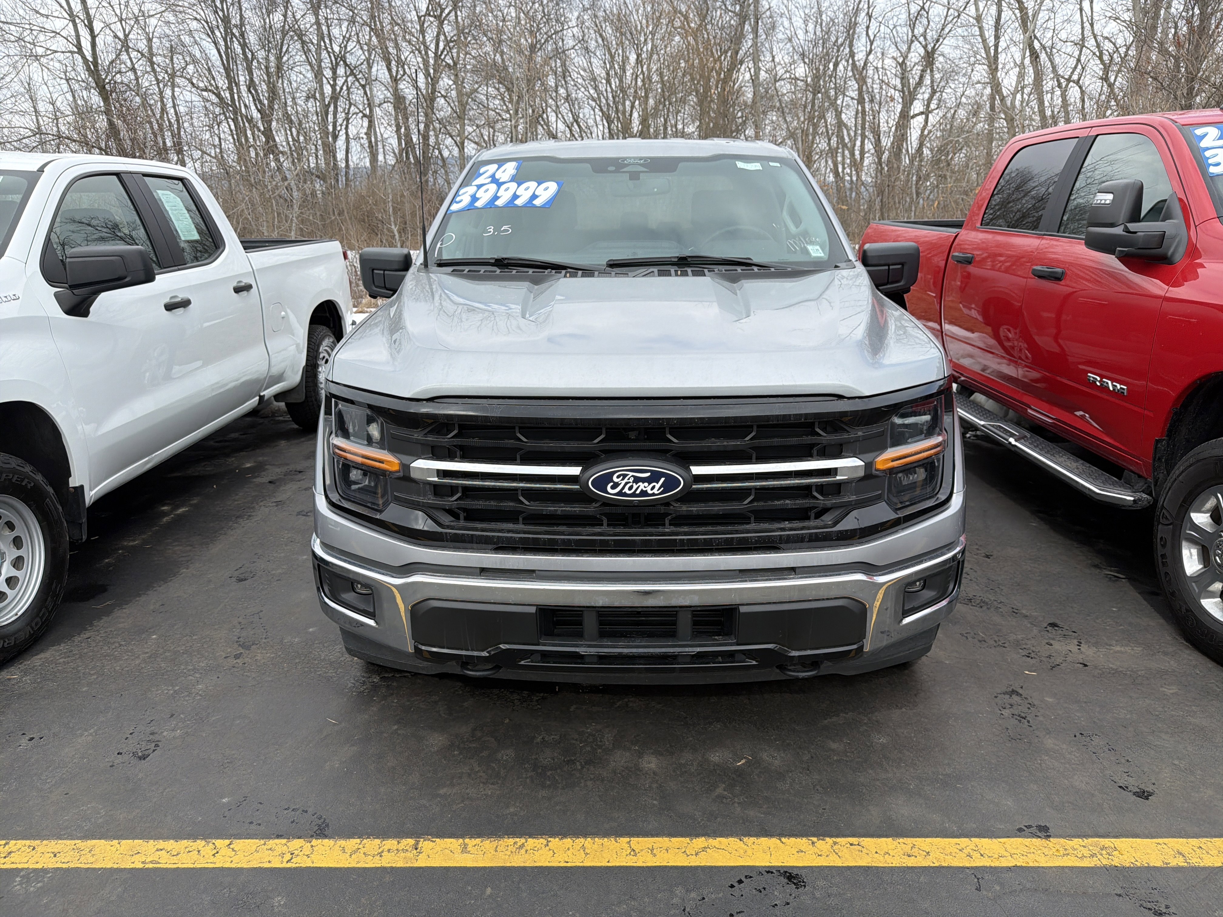 Used 2024 Ford F150 XLT image 2