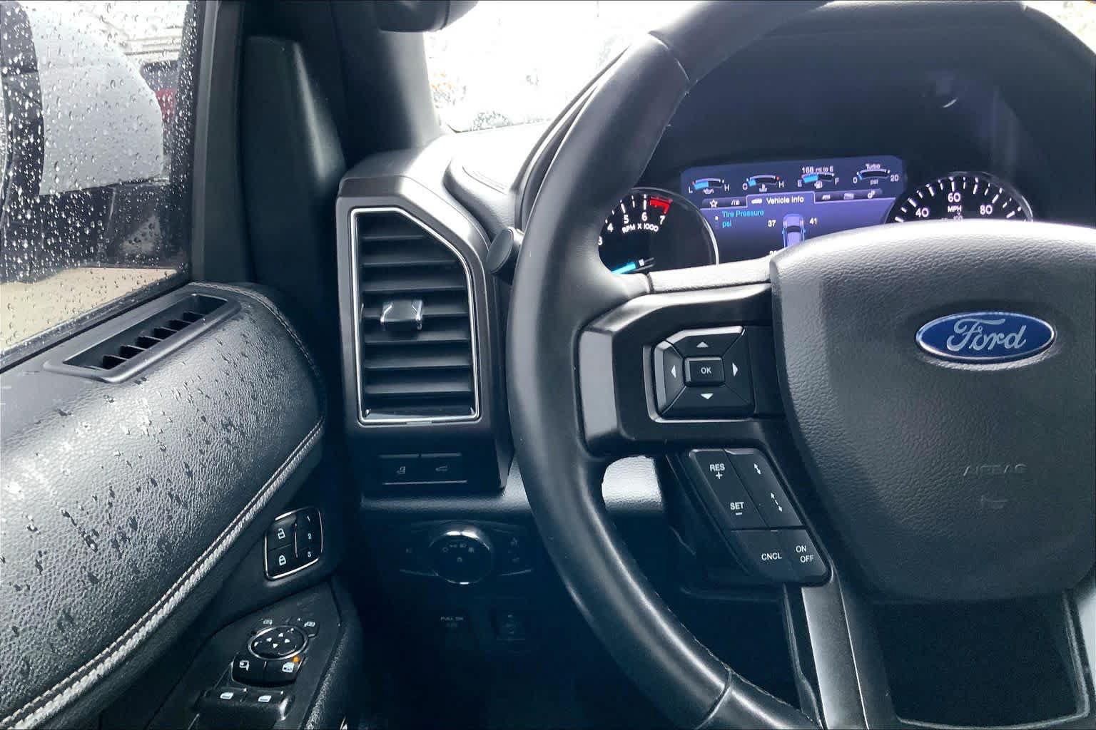 Used 2019 Ford Expedition Limited w/ Equipment Group 302A RWD image 24