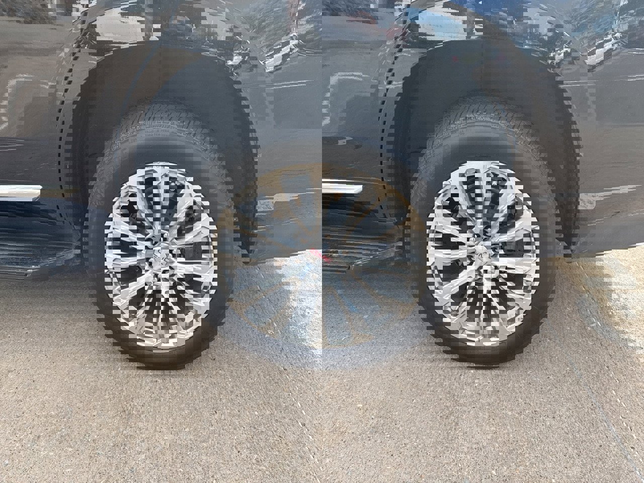 Used 2024 GMC Yukon Denali image 13