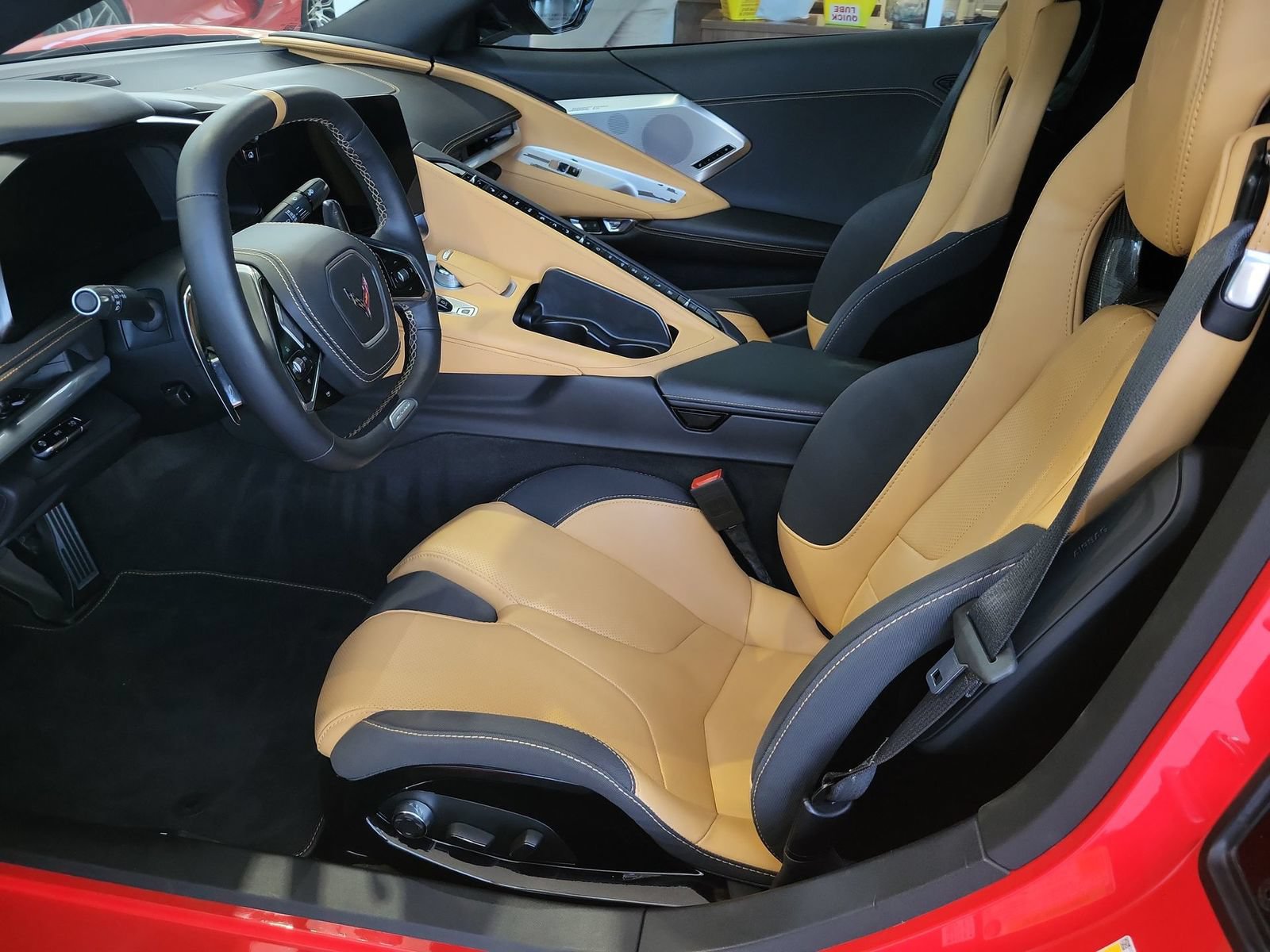 Used 2025 Chevrolet Corvette Z06 RWD image 19
