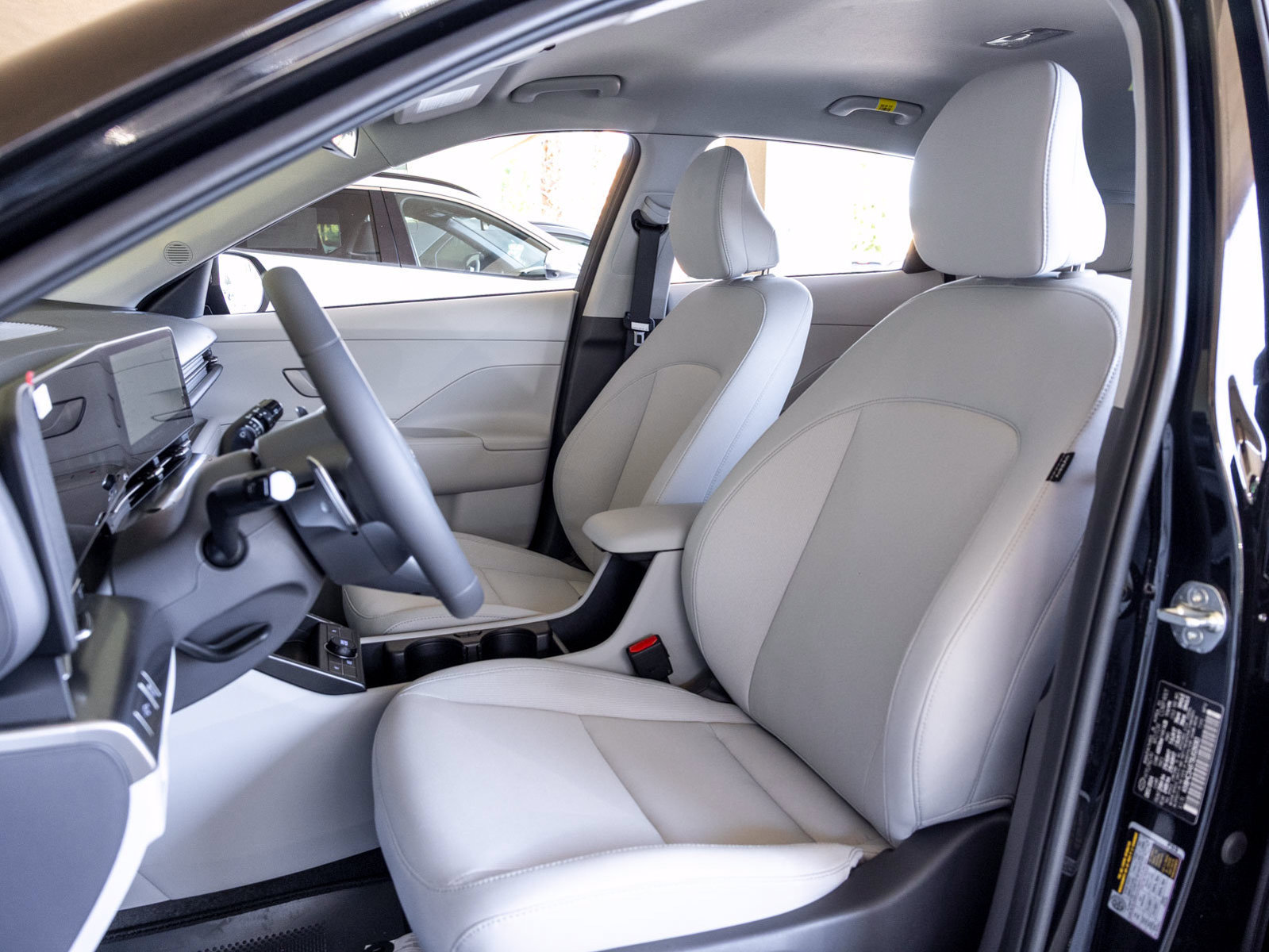 New 2025 Hyundai Kona SEL FWD image 14