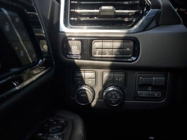 New 2026 GMC Yukon XL Elevation AWD/4WD image 30