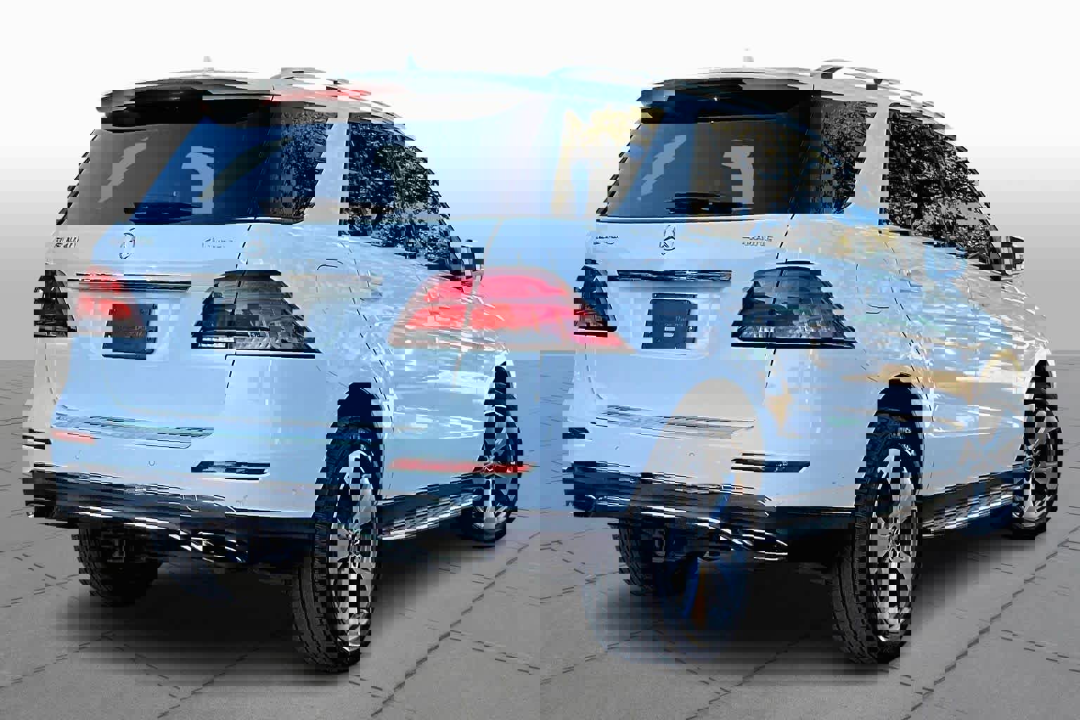 Used 2019 Mercedes-Benz GLE 400 4MATIC image 12