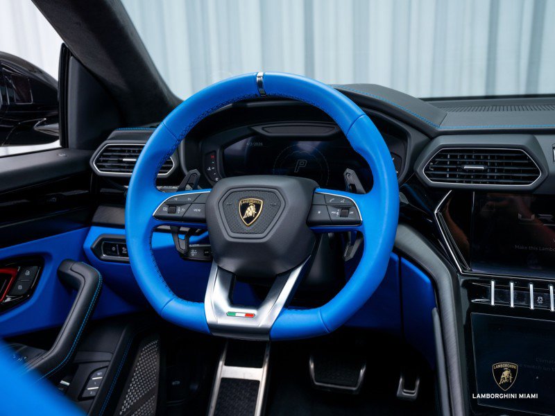 Used 2024 Lamborghini Urus S image 33