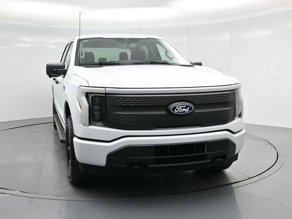 New 2025 Ford F150 Lightning XLT image 55