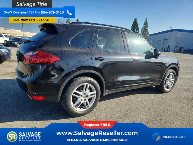 Used 2011 Porsche Cayenne S AWD/4WD image 4