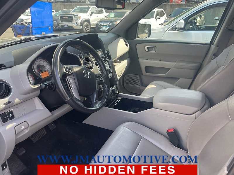 Used 2013 Honda Pilot Touring image 2