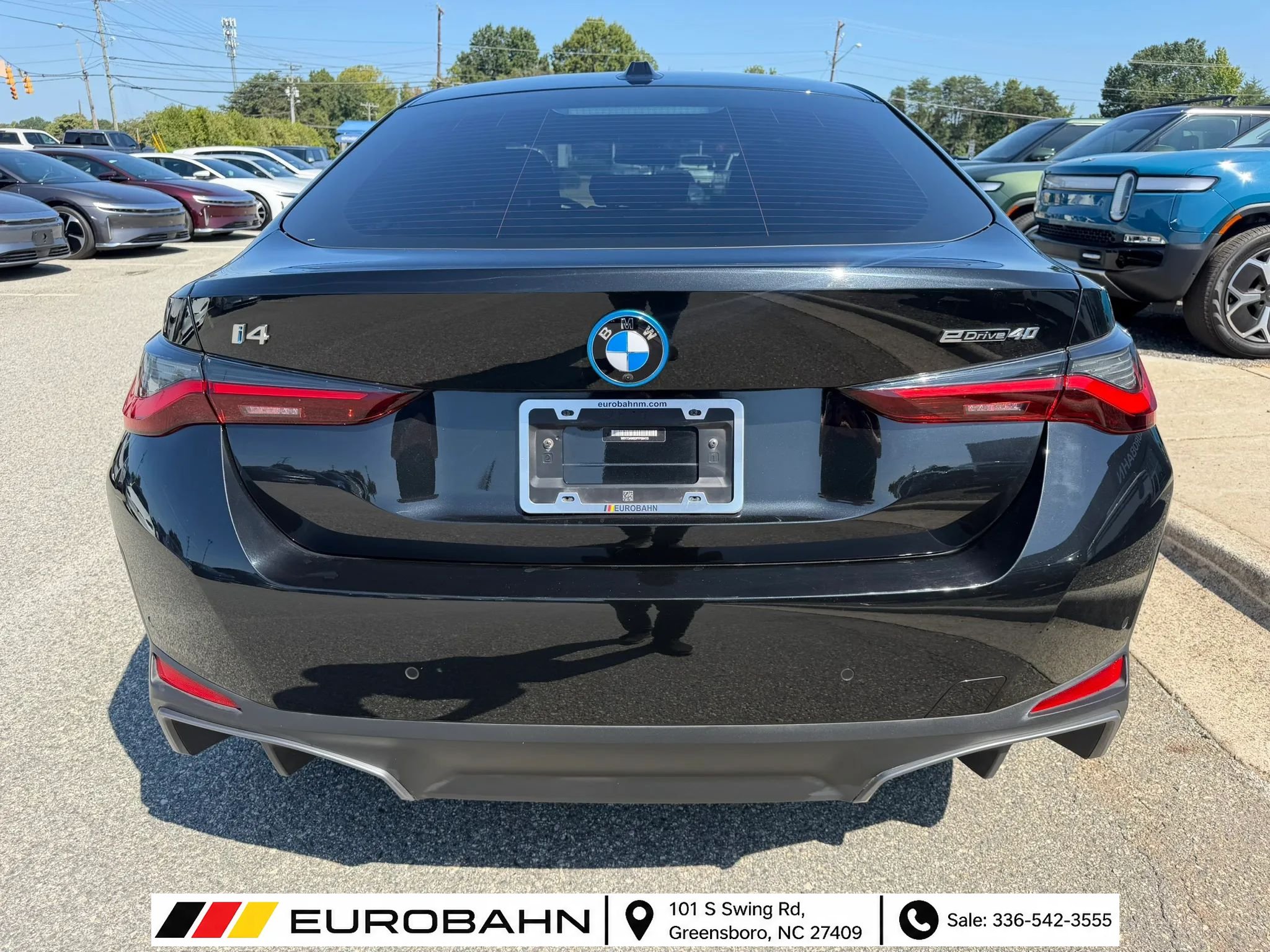 Used 2023 BMW i4 eDrive40 w/ Premium Package RWD image 4