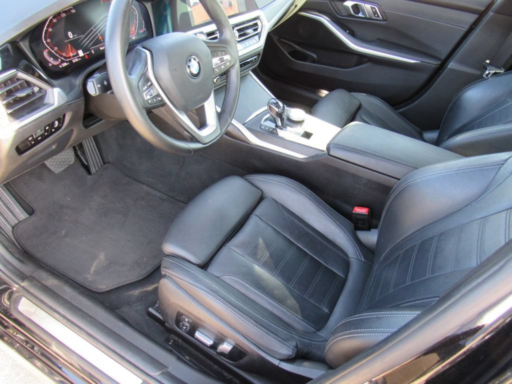Used 2020 BMW 330i Sedan w/ Convenience Package RWD image 14