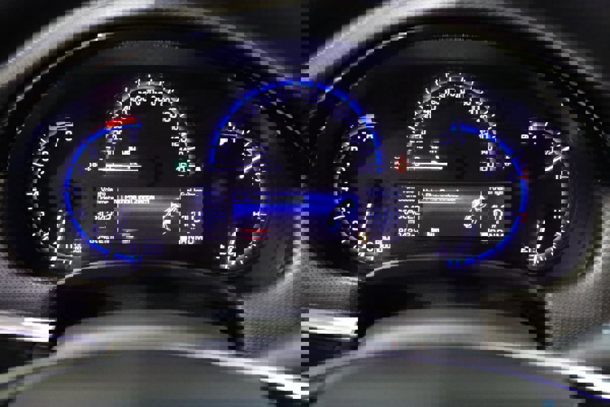 Used 2016 Cadillac XTS Luxury image 34