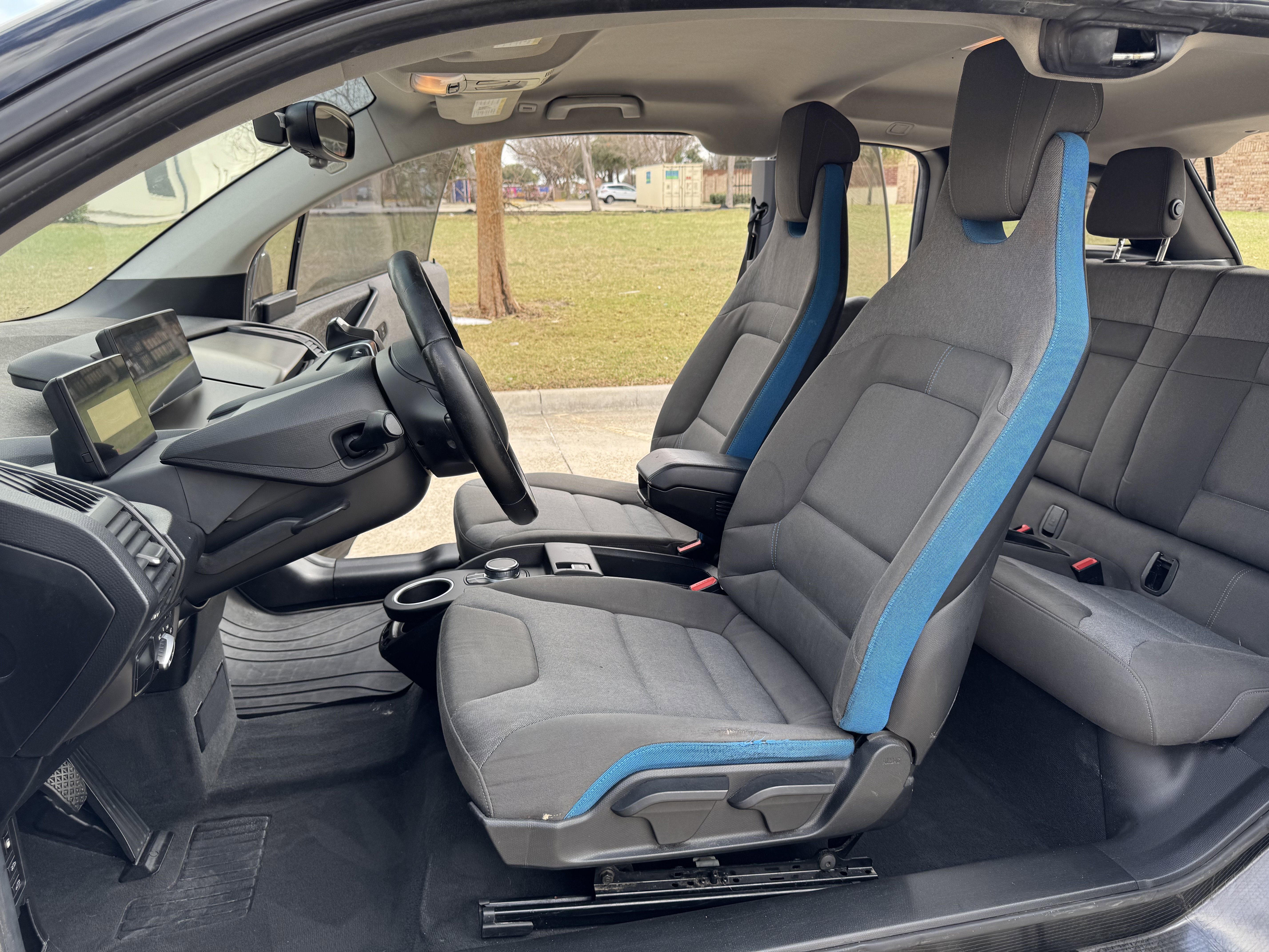 Used 2017 BMW i3 w/ Range Extender image 17