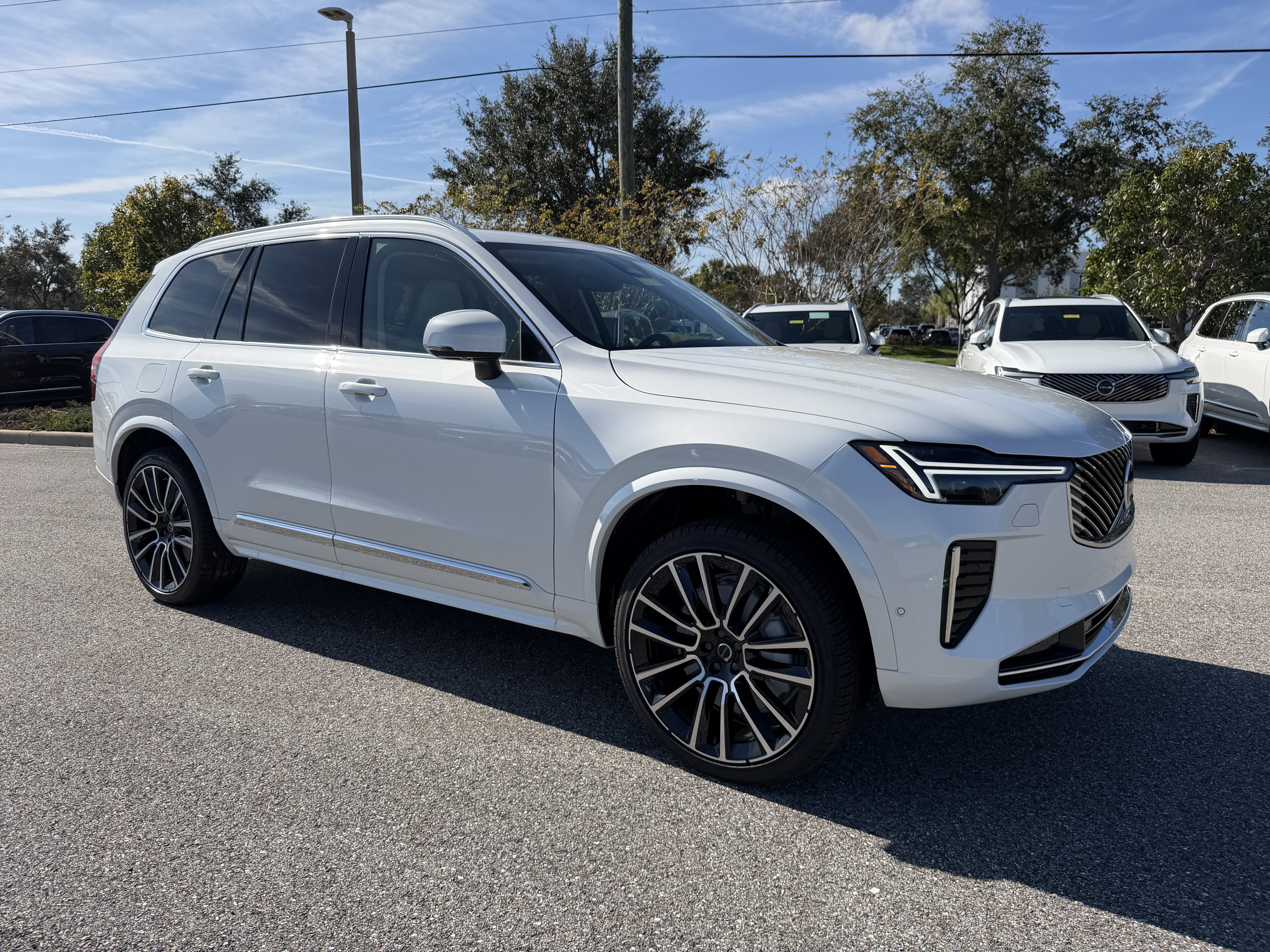 New 2026 Volvo XC90 B5 Ultra