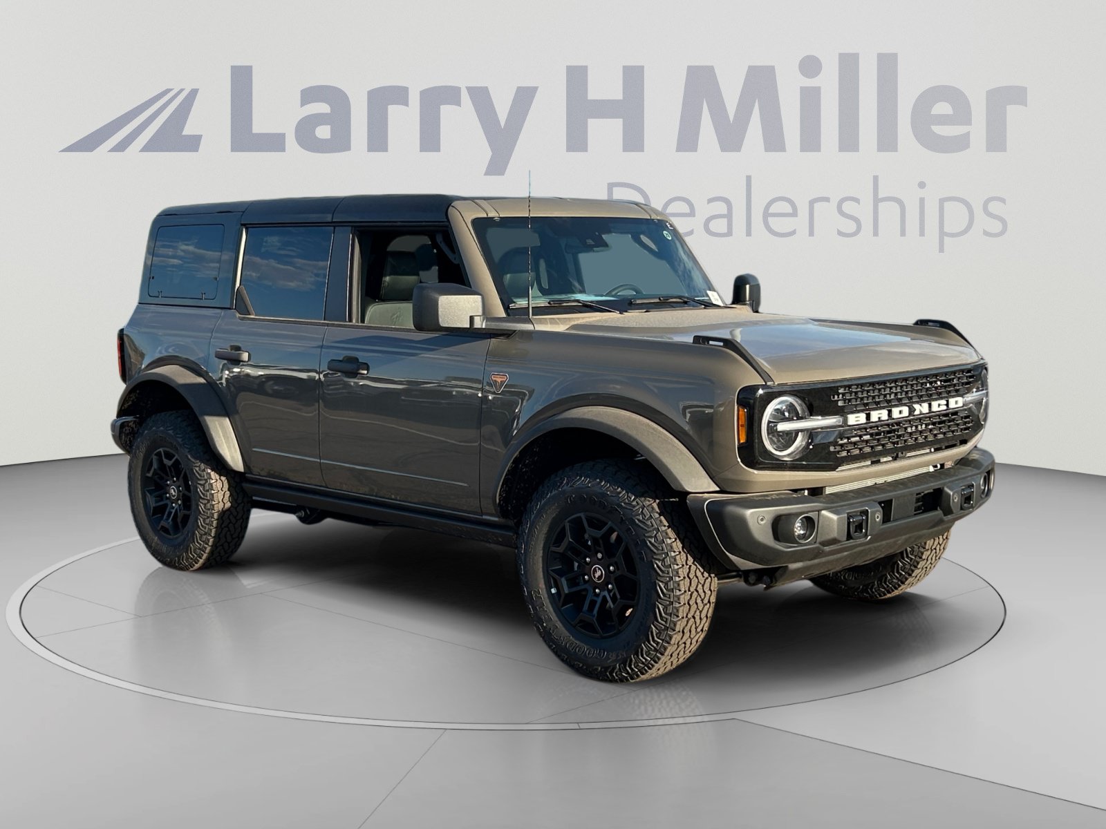 New 2026 Ford Bronco Badlands AWD/4WD image 7