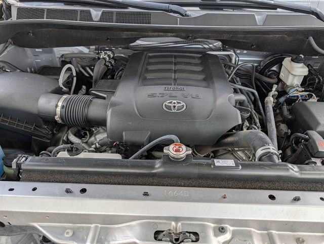 Used 2018 Toyota Sequoia Limited w/ Safety & Convenience Package image 36