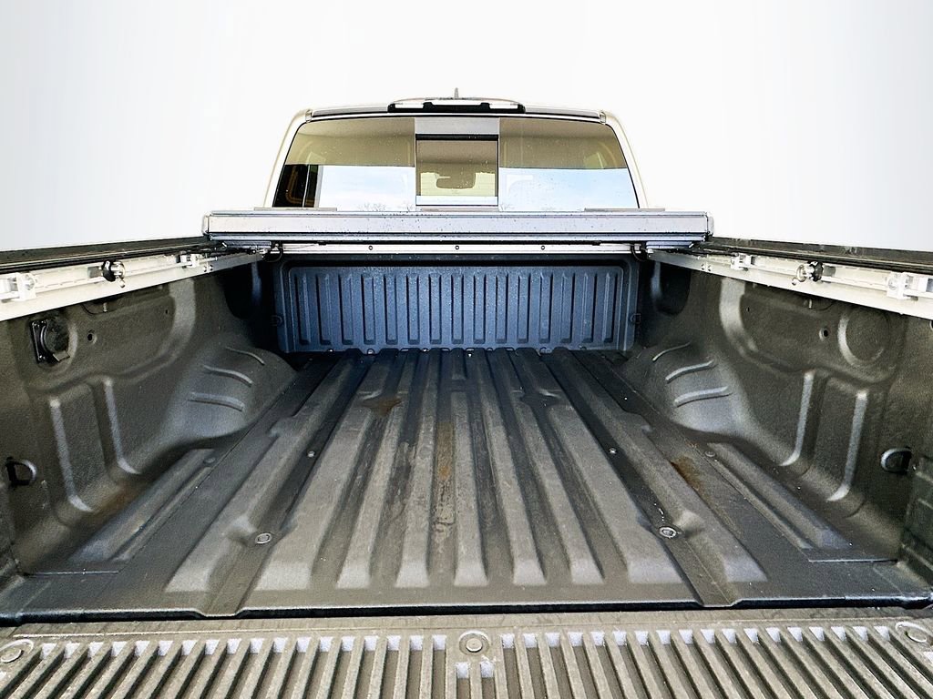 Used 2022 Nissan Titan PRO-4X w/ Pro-4x Convenience Package image 27