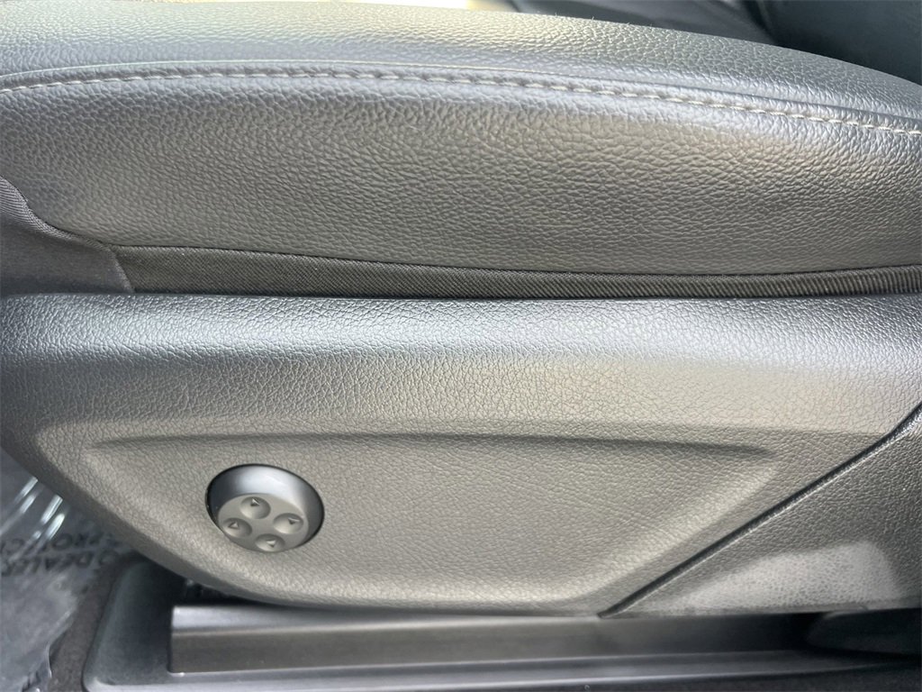 Used 2023 Mercedes-Benz GLS 450 4MATIC image 25