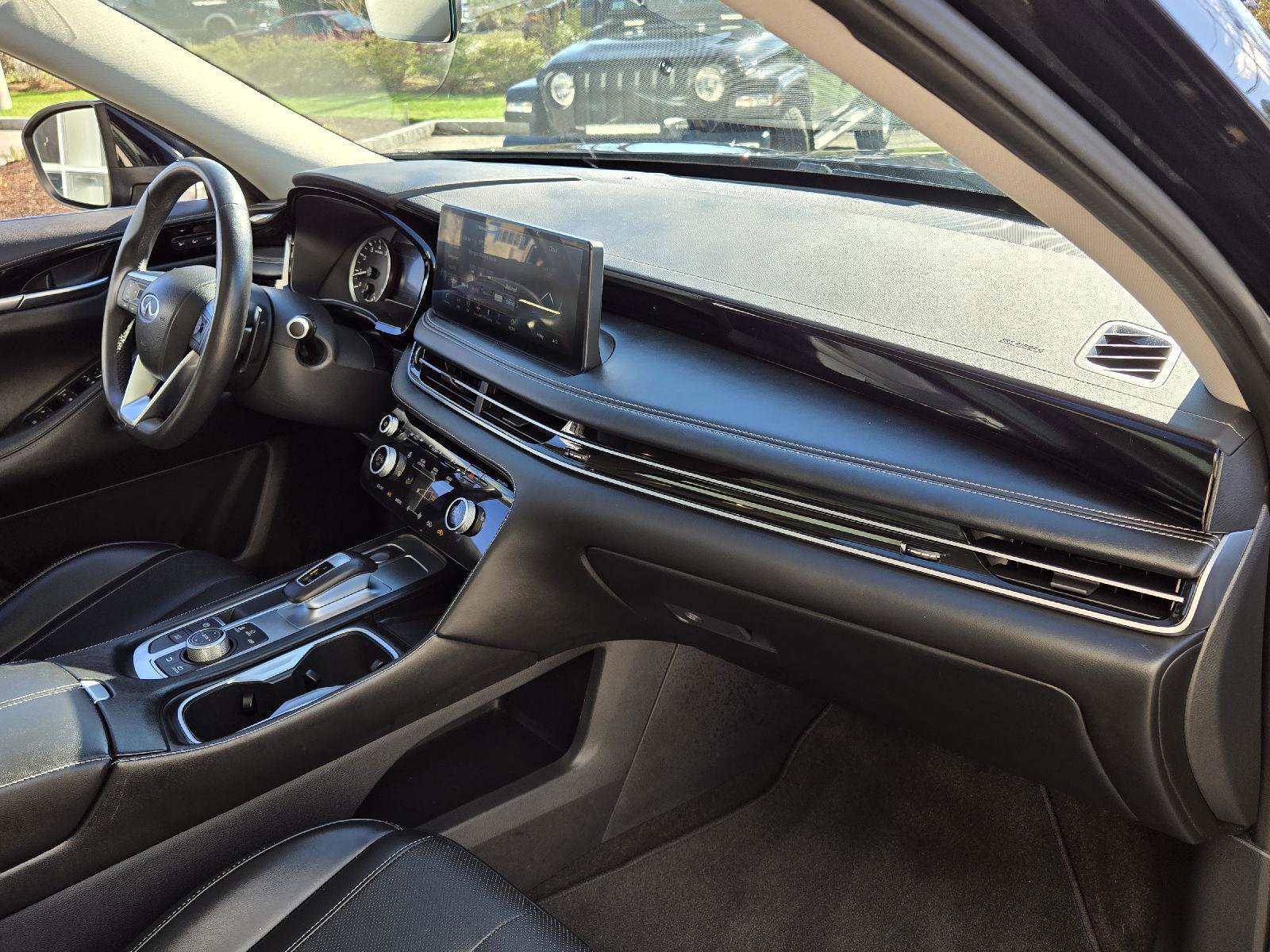 Certified 2023 INFINITI QX60 Pure image 19