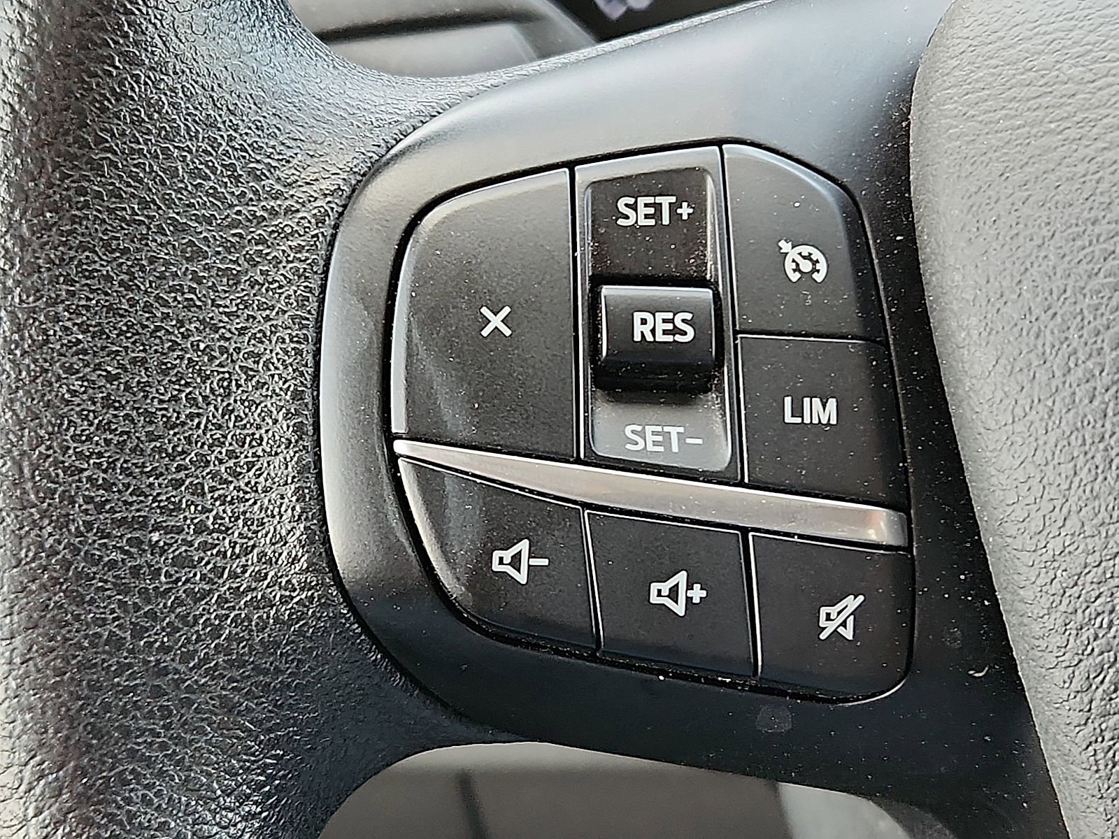 Used 2024 Ford Transit 350 XLT image 16