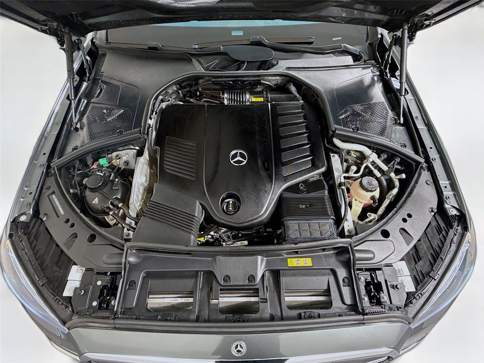 Used 2024 Mercedes-Benz S 580e 4MATIC Sedan image 25