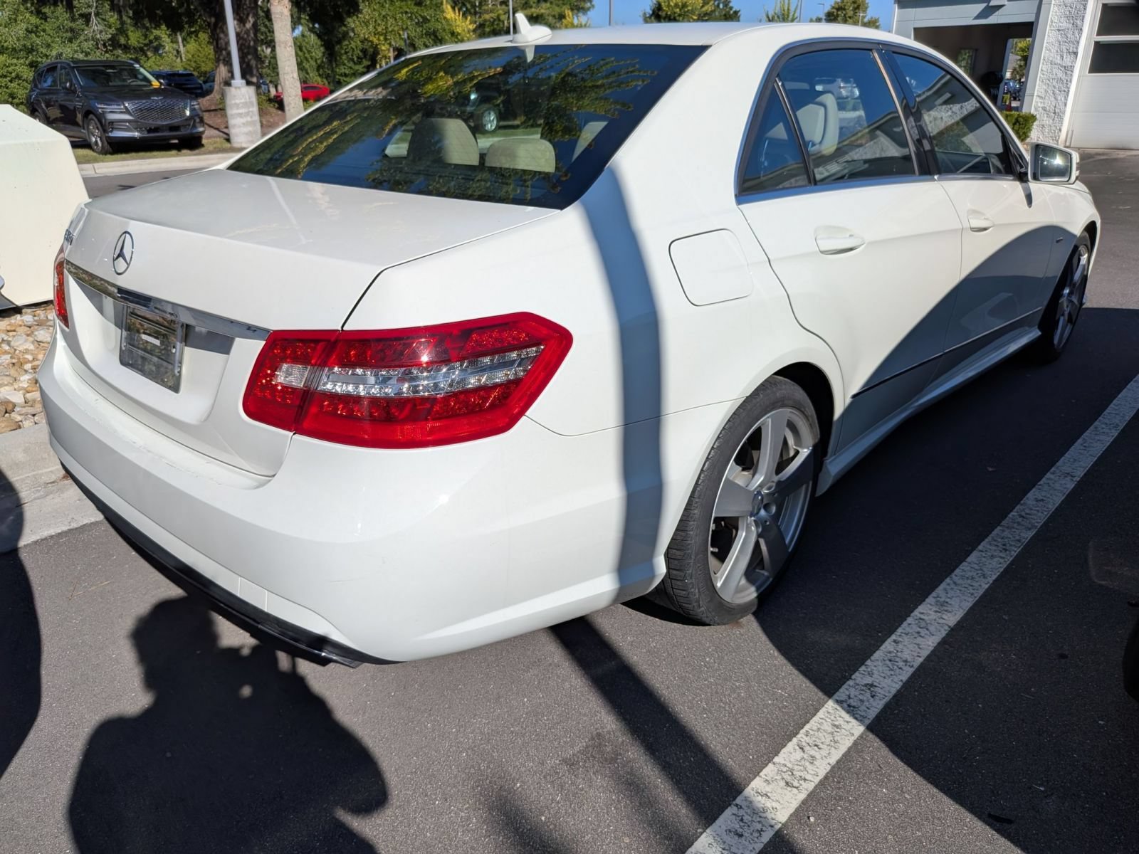 Used 2012 Mercedes-Benz E 350 Sedan image 2