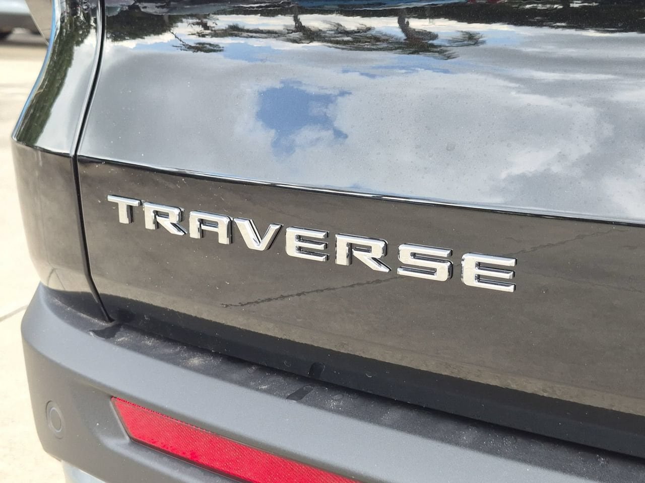 New 2026 Chevrolet Traverse LT w/ Enhanced Driving Package FWD image 6