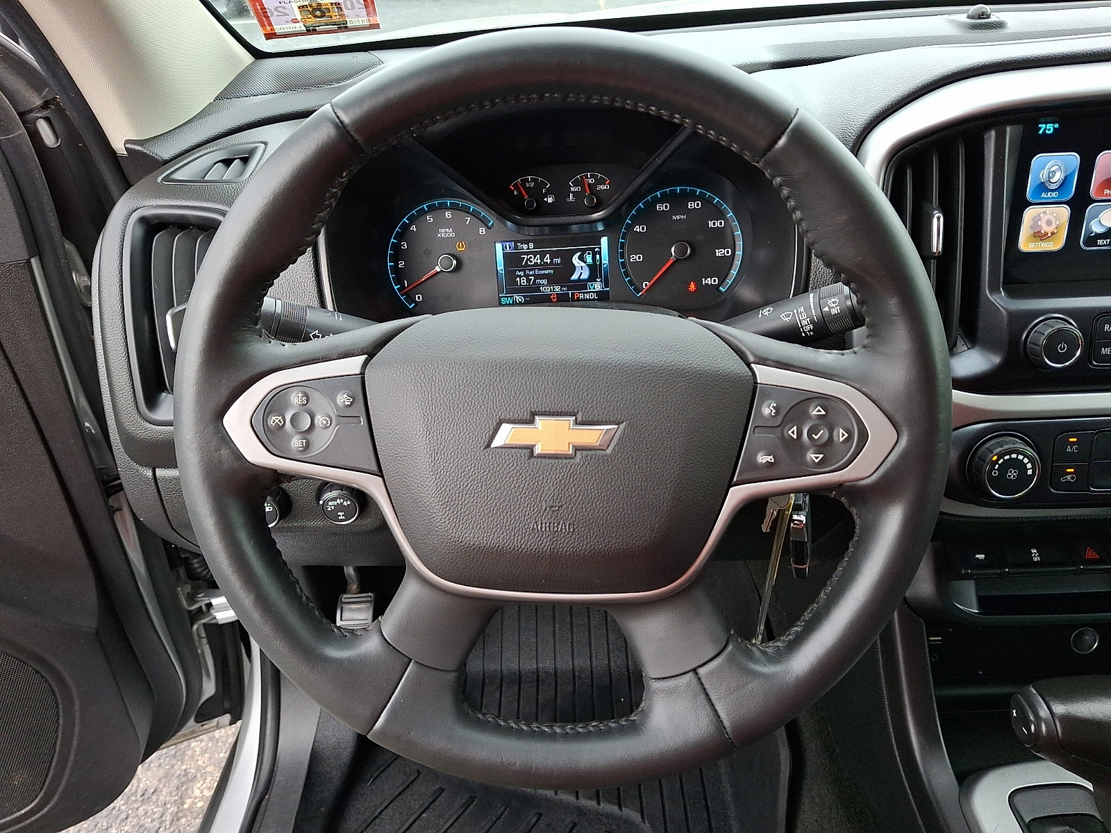 Used 2017 Chevrolet Colorado LT AWD/4WD image 16