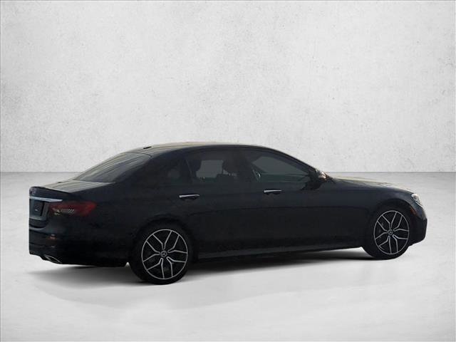 Used 2023 Mercedes-Benz E 350 Sedan image 2