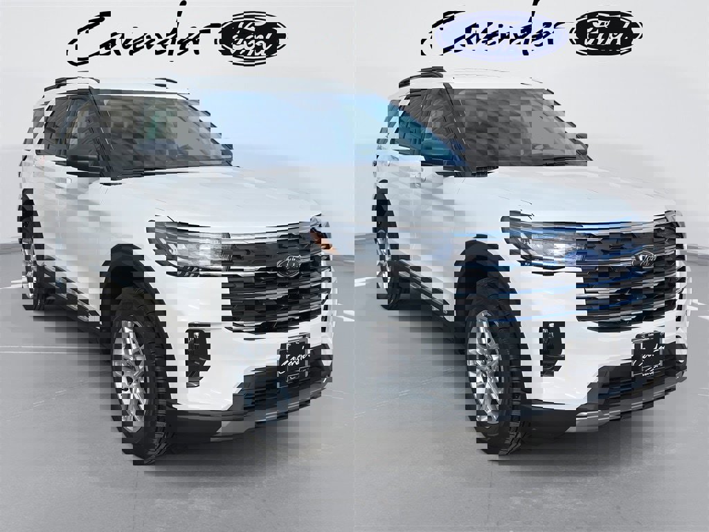 New 2025 Ford Explorer Active w/ Active Comfort Package image 3