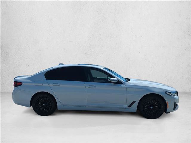 Used 2023 BMW 530i w/ Convenience Package RWD image 4