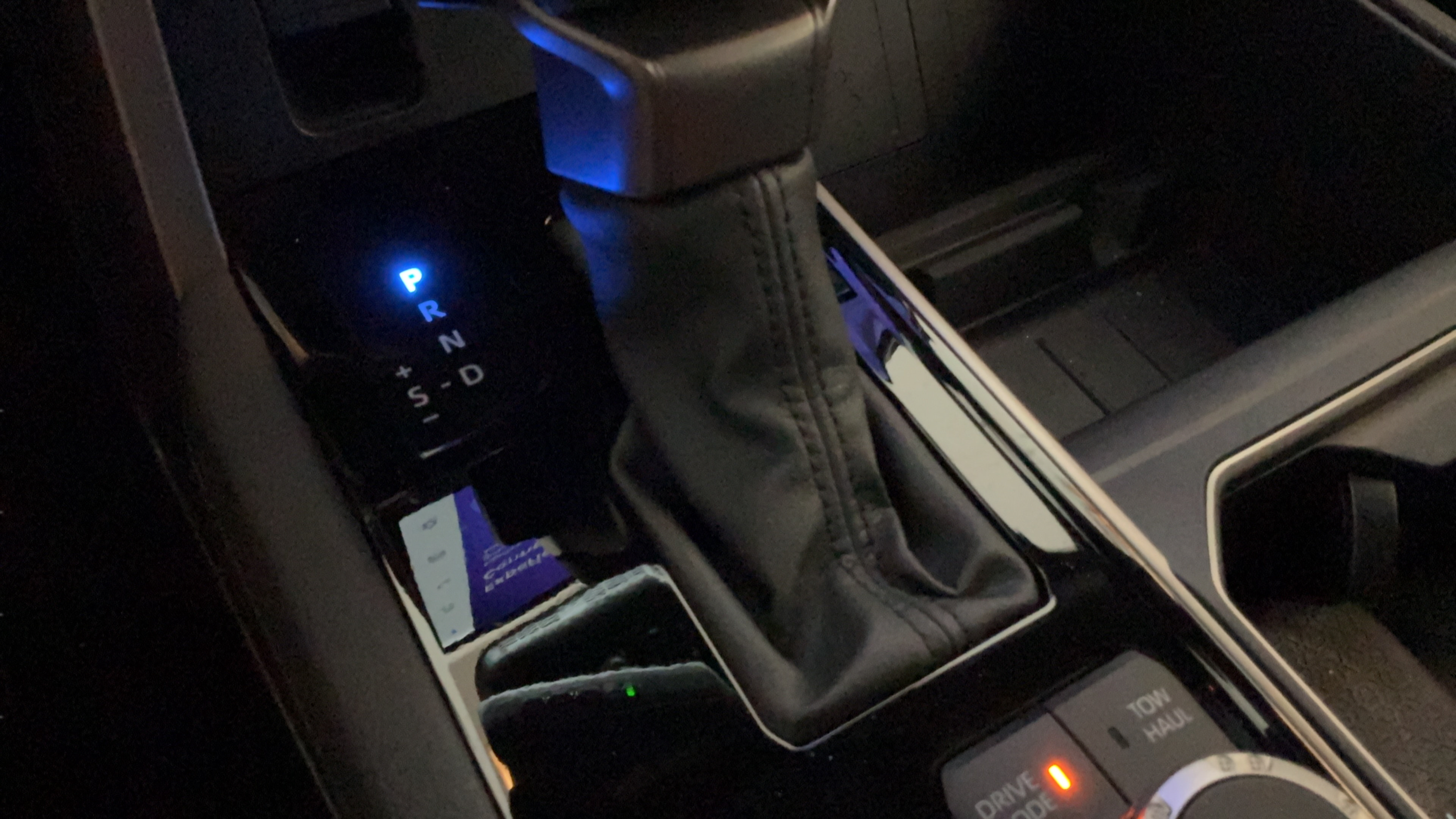 Certified 2025 Toyota Tundra Limited AWD/4WD image 14