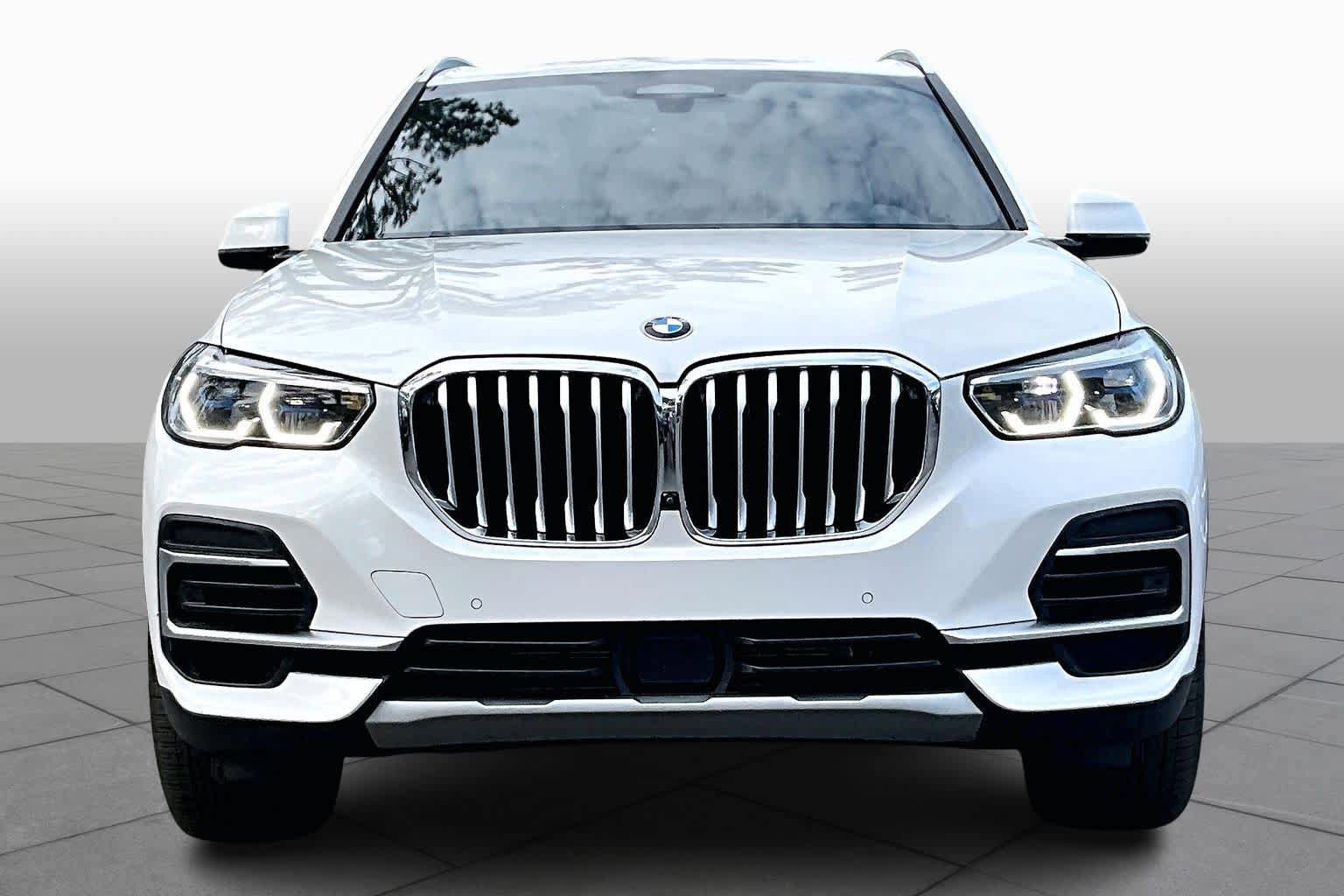 Certified 2022 BMW X5 xDrive40i w/ Executive Package image 4