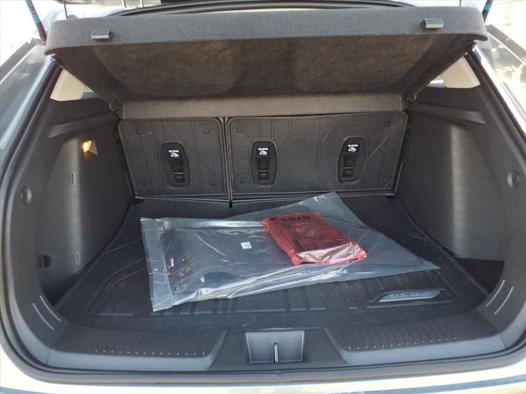 New 2026 Chevrolet Trax ACTIV w/ Sunroof Package image 23