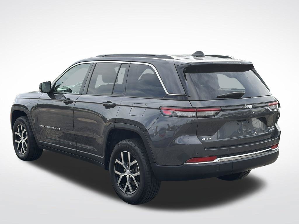 Certified 2025 Jeep Grand Cherokee Limited AWD/4WD image 7