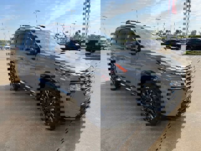 Used 2025 Nissan Rogue Platinum w/ Platinum Premium Package image 7