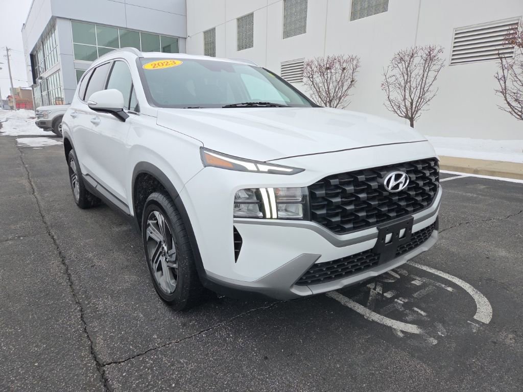 Used 2023 Hyundai Santa Fe SEL image 4