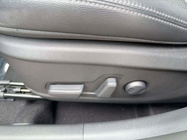 Used 2021 Hyundai Kona Limited w/ Cargo Package image 16