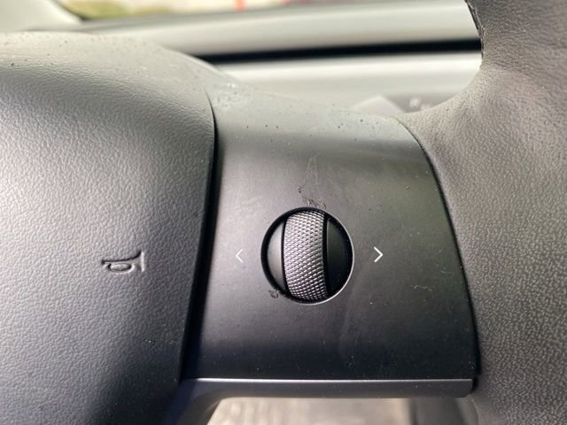 Used 2023 Tesla Model 3 Standard Range image 22