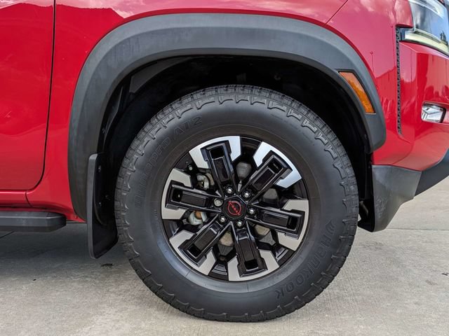 Used 2022 Nissan Frontier Pro-X RWD image 12
